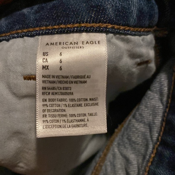 American Eagle Jean shorts. Both size 6. $25 for both of them - Picture 3 of 4